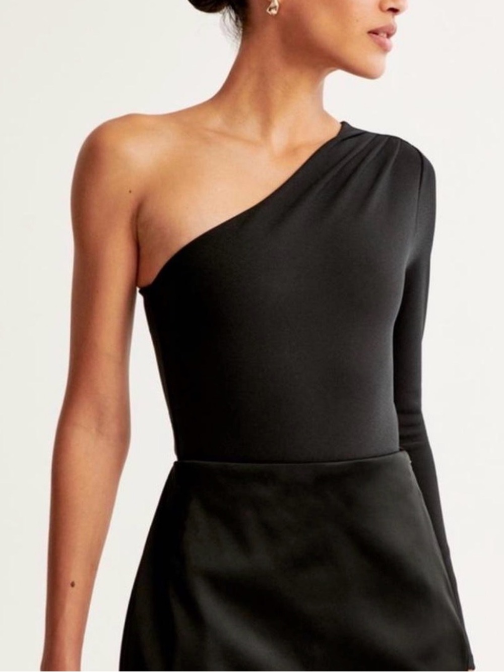 NWT Abercrombie one shoulder long sleeve bodysuit